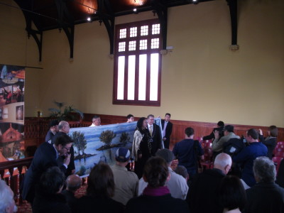 Mr. Zhao Presenting Painting to Rotorua Mayor Kevin Winters