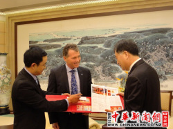 Peter Goodfellow with recent Vice-premier of PRC – Mr. Wang Yang