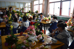 Flower arranging class at Shandan Peili School, taken by the agriculture teacher