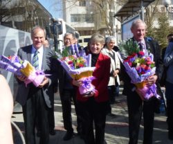 Lianne Dalziel (Mayor of Christchurch) and others from Canterbury receive flowers at Shandan Bailie School, March 2015