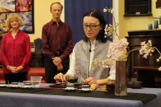 full_A_traditional_tea_ceremony_opens_the_concert