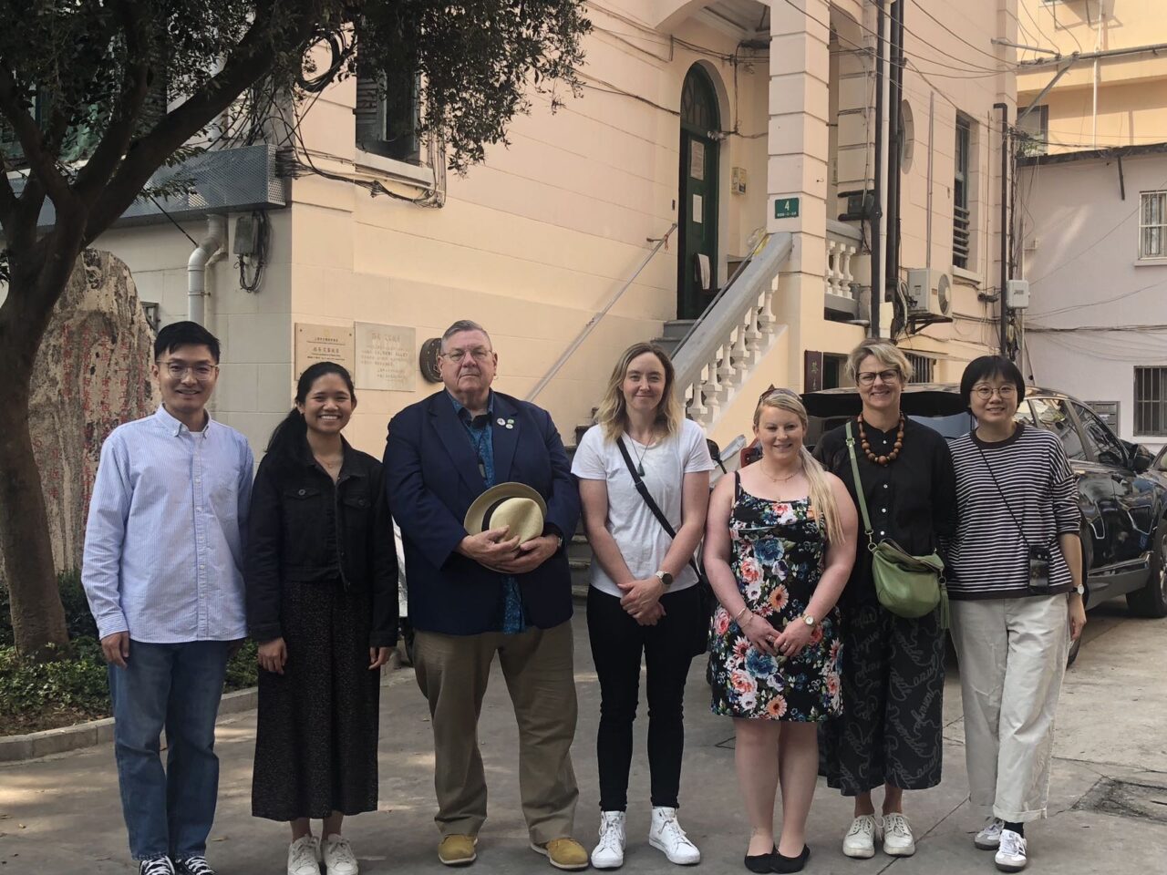 Delegation members and our SPAFFC hosts outside Rewi Alley's former residence in Shanghai.